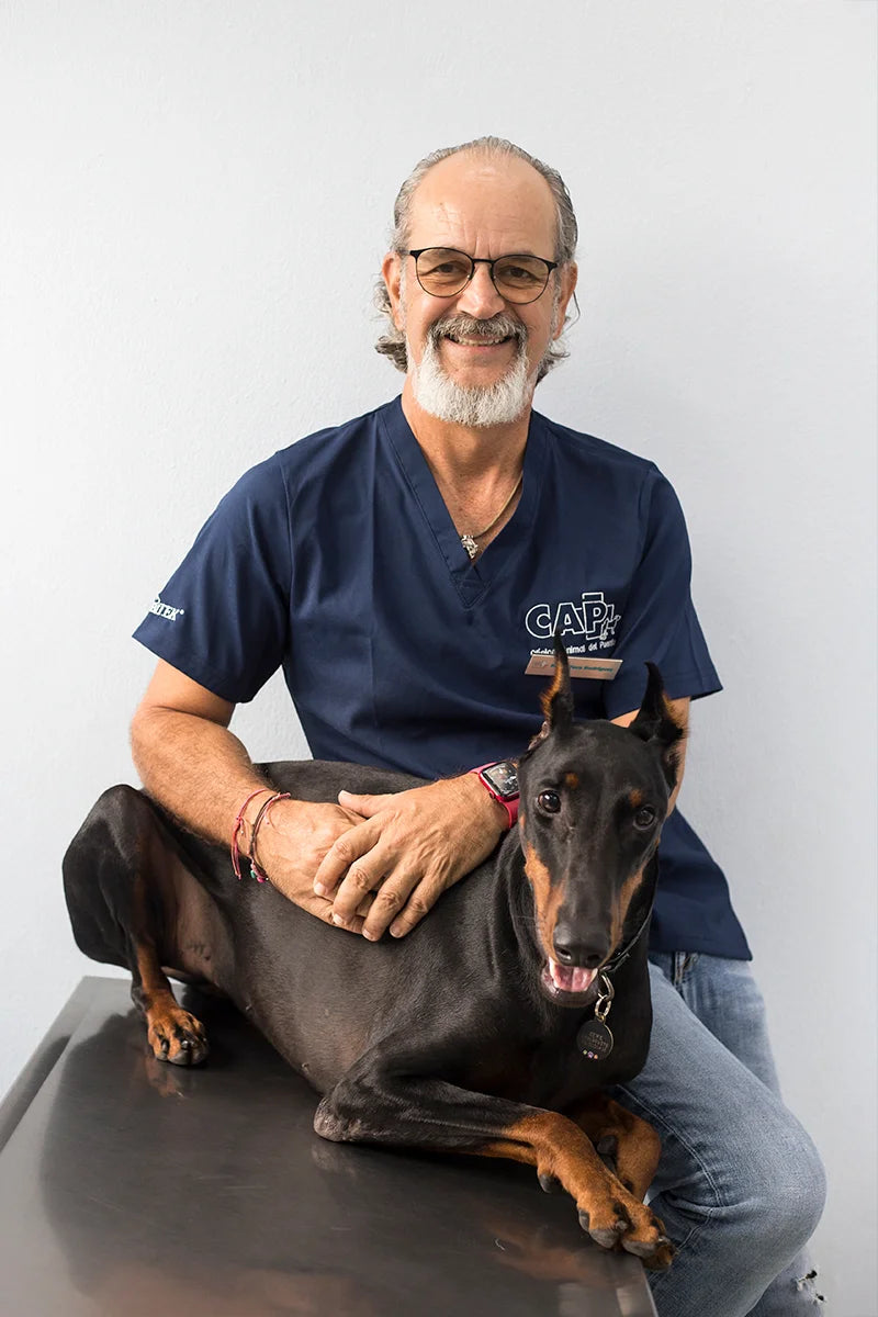 Dr. Santiago Morales